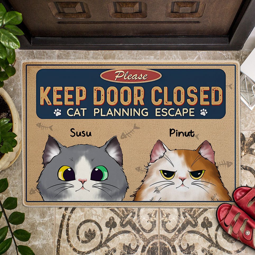 Keep Door Closed Cats Planning Escape - Custom Pet And Name - Personalized Cutie Kittie Doormat, Gift For Pet Lover