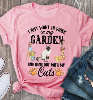 I Just Want To Work In My Garden And Hang Out With My Cats Personalized T-Shirt, Gift For Cat Lover