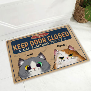 Keep Door Closed Cats Planning Escape - Custom Pet And Name - Personalized Cutie Kittie Doormat, Gift For Pet Lover